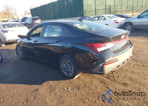 2024 Hyundai Elantra Sel z USA, uszkodzony, nr VIN KMHLM4DG6RU652252